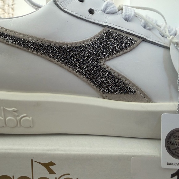 Diadora Heritage White and Silver Sneakers - Picture 2 of 3